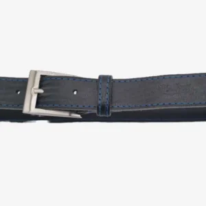 Ceinture en cuir noir et gris 30 mm, piqûre bleue, boucle argent satinée. Fabriquée artisanalement en France, en Vendée - Vue globale.
